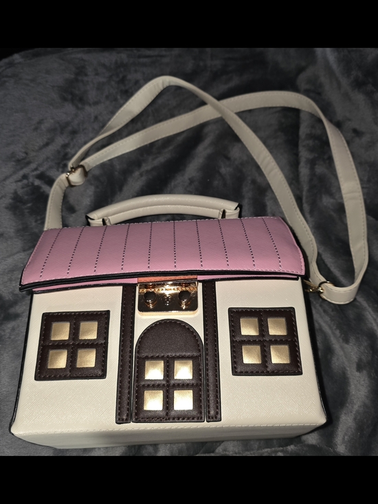 Handbags - Pink & Cream Novelty House Crossbody Bag